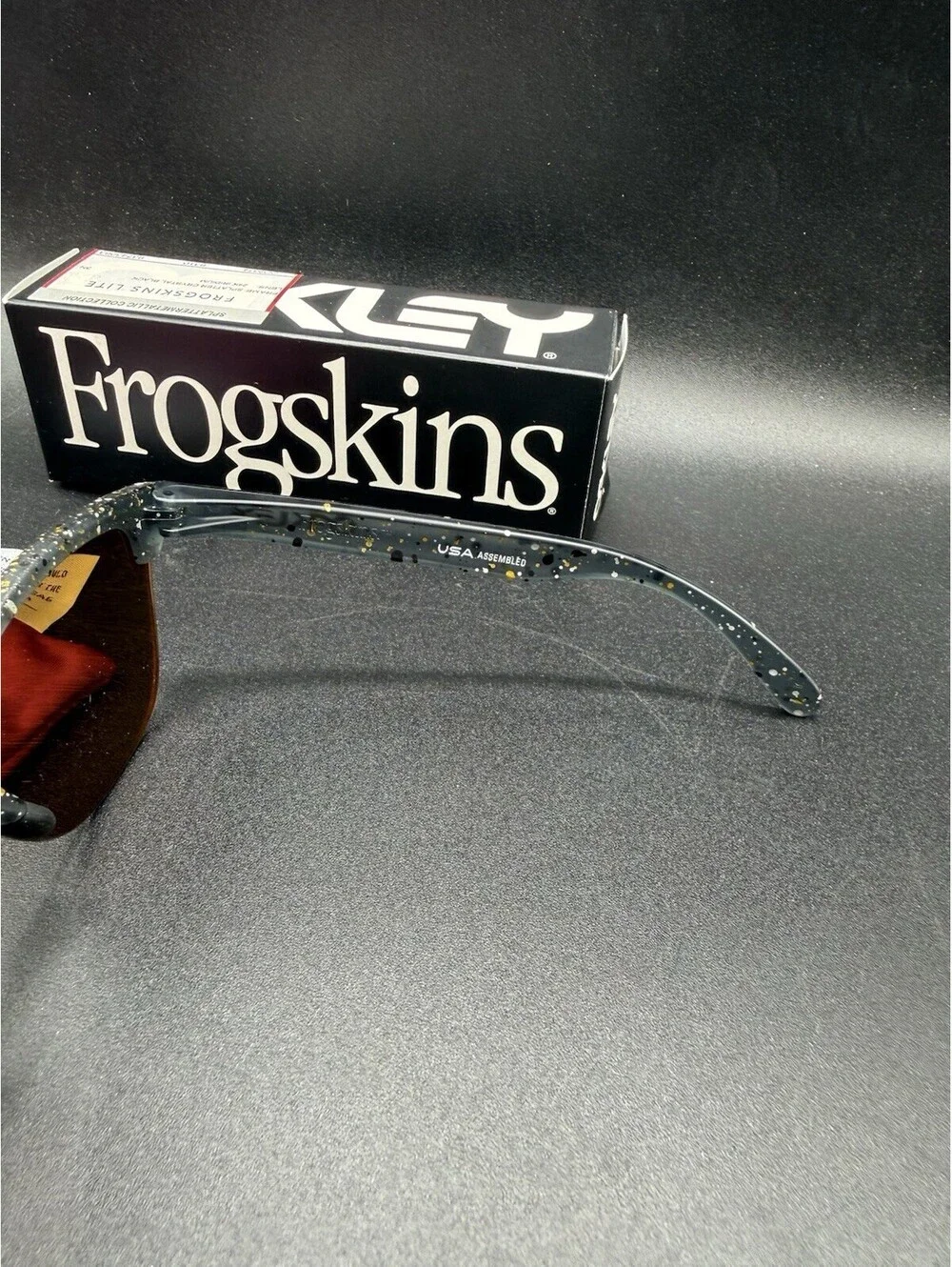 Oakley Frogskin Lite Splatter Crystal Black/24K Iridium Polarized OO9374-3063
